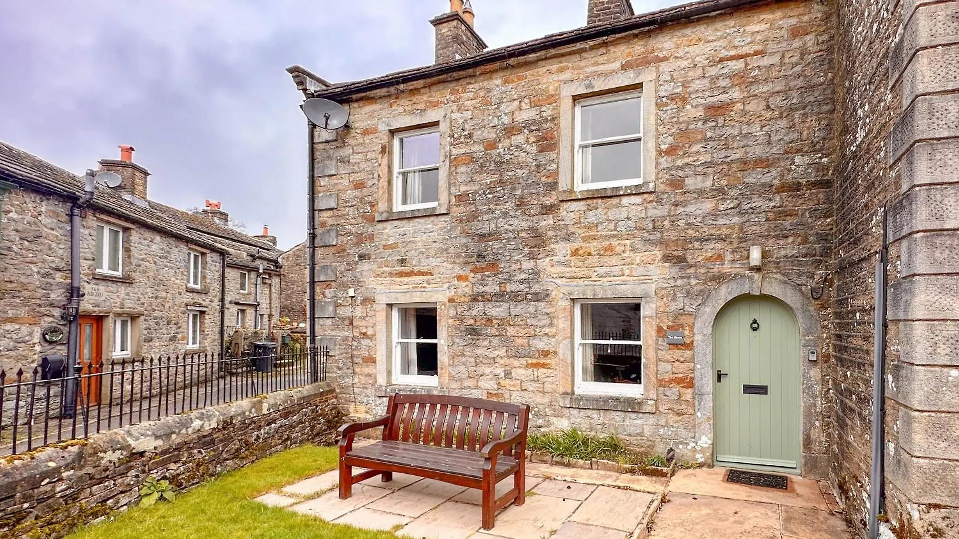 The Manse Villa Keld